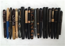 FOUNTAIN PEN COLLECTION - SHEAFFER & MORE