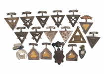 20TH C. FRATERNAL ORGANIZATION MEDALS & REGALIA