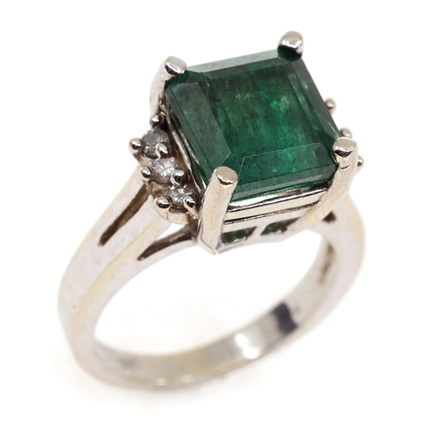 EMERALD & 0.24 CTW DIAMOND 14K WHITE GOLD RING