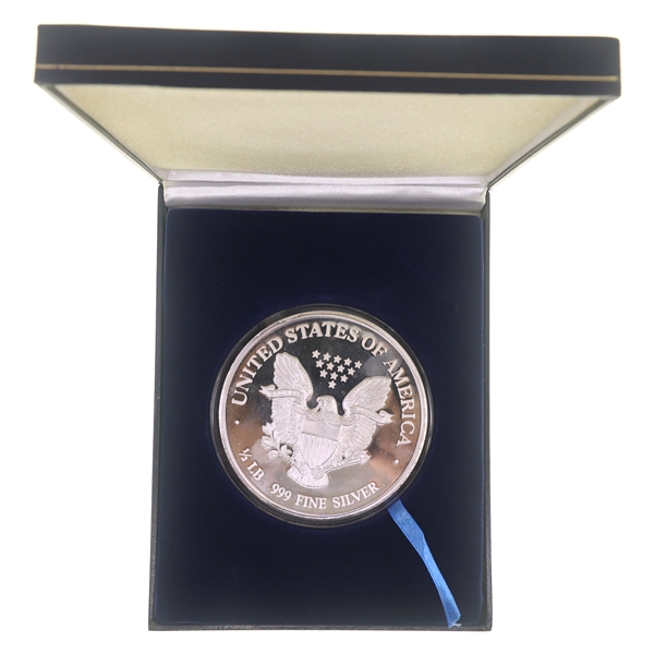 2005 US 1/2 LB .999 FINE SILVER WALKING LIBERTY ROUND
