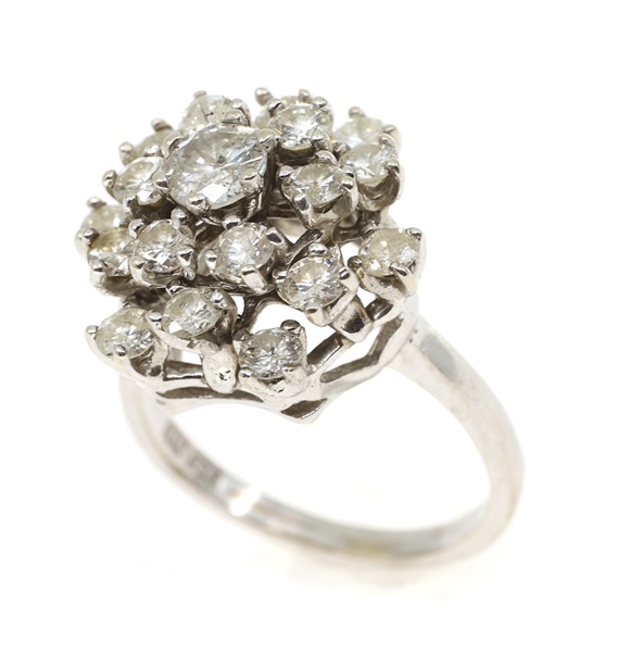 14K WHITE GOLD 2.42 CTW DIAMOND COCKTAIL RING 