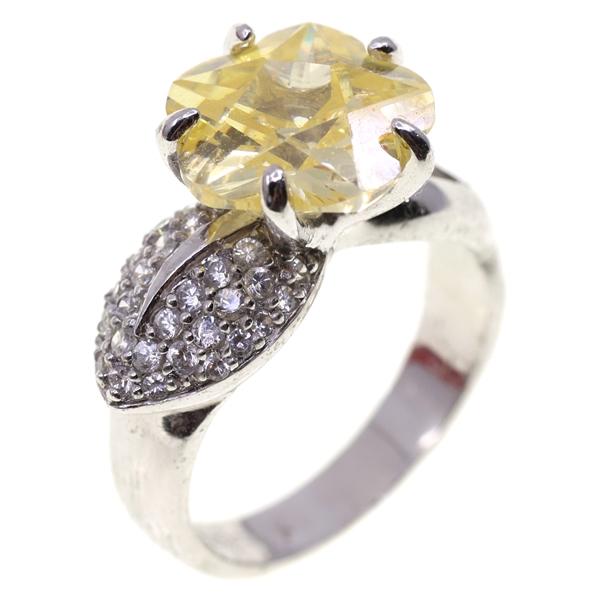 WOMENS STERLING SILVER CUBIC ZIRCONIA FASHION RING