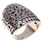 STERLING SILVER FASHION RING