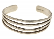 SILVER FASHION RINGS & BRACELETS