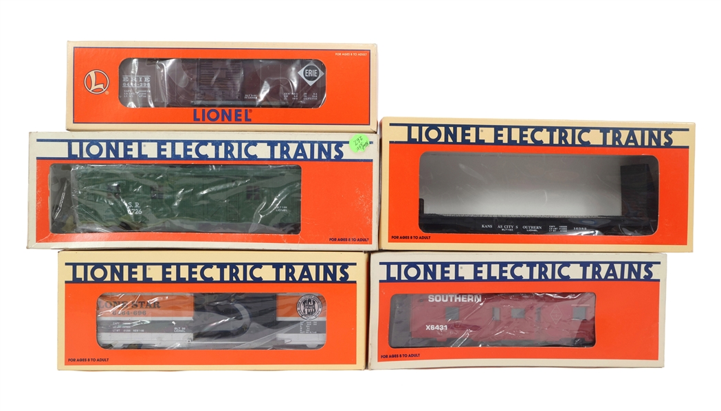 LIONEL O GAUGE TRAIN CARS - LOT OF 5