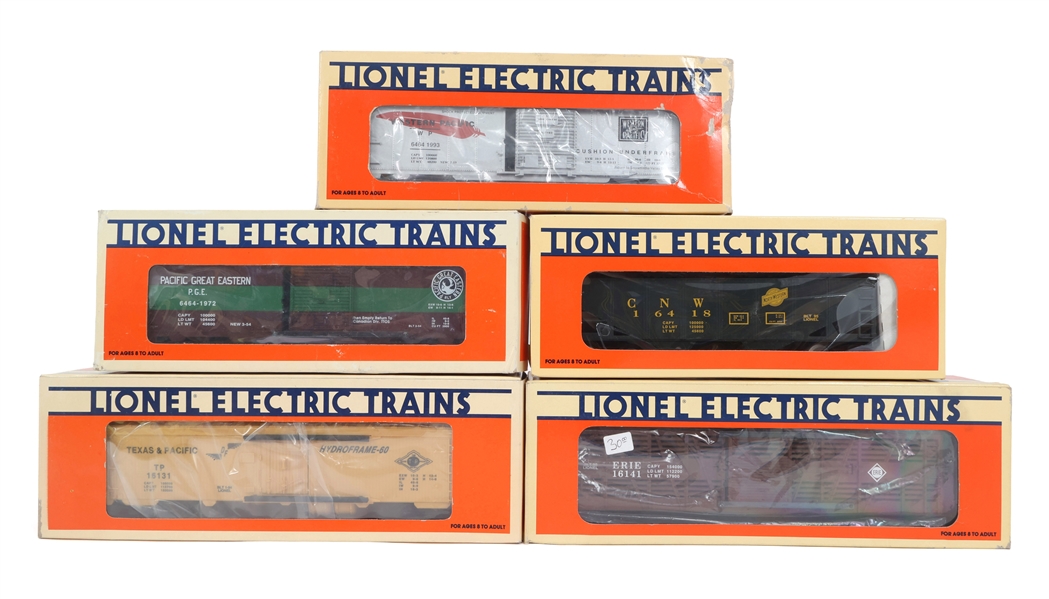 LIONEL O GAUGE TRAIN CARS - LOT OF 5