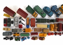 DIE-CAST 1:64 SCALE TOY CARS, VEHICLES, & ACCESSORIES