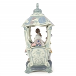 LLADRO PORCELAIN FIGURINE GAZEBO IN BLOOM