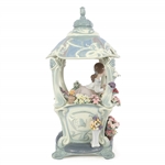 LLADRO PORCELAIN FIGURINE GAZEBO IN BLOOM