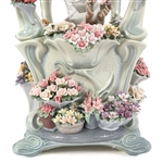 LLADRO PORCELAIN FIGURINE GAZEBO IN BLOOM