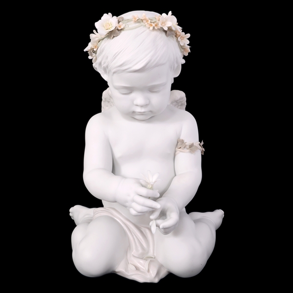 LLADRO PORCELAIN FIGURINE "CHERUB OF LOVE"