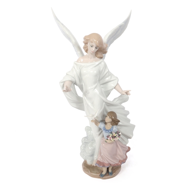 LLADRO PORCELAIN FIGURINE "GUARDIAN ANGEL"