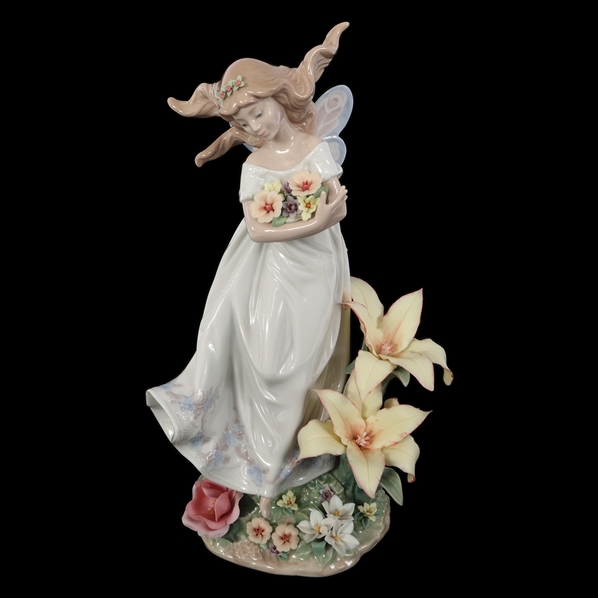 LLADRO PORCELAIN FIGURINE "MYSTICAL GARDEN"