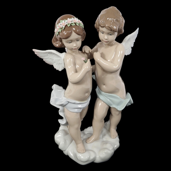 LLADRO PORCELAIN FIGURINE "WAITING FOR A RAINBOW"