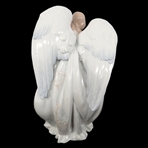 LLADRO PORCELAIN FIGURINE FLOWERS OF PEACE