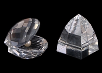SWAROVSKI CRYSTAL FIGURINES & BASES