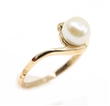 10K YELLOW GOLD BLACK & WHITE PEARL FASHION RINGS 