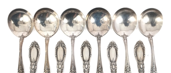 STERLING SILVER TOWLE KING RICHARD PATTERN FLATWARE SET