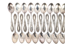 STERLING SILVER TOWLE KING RICHARD PATTERN FLATWARE SET