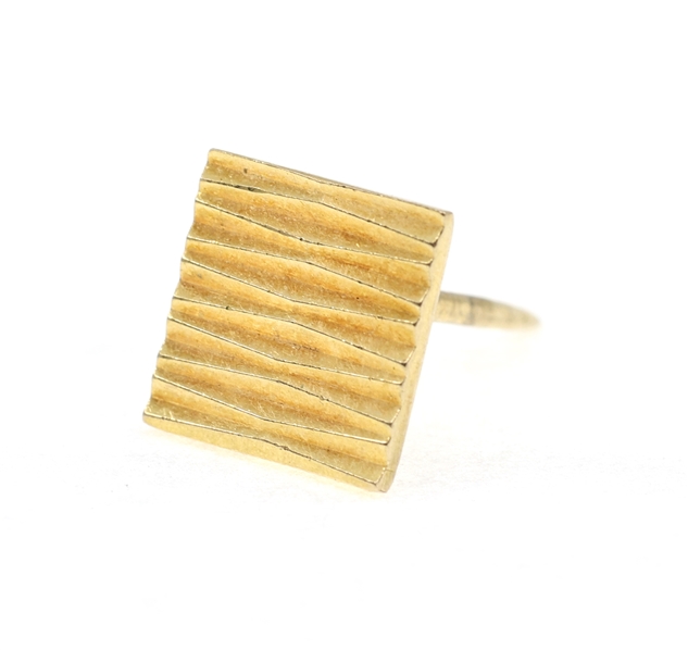 14K YELLOW GOLD SQUARE TIE PIN