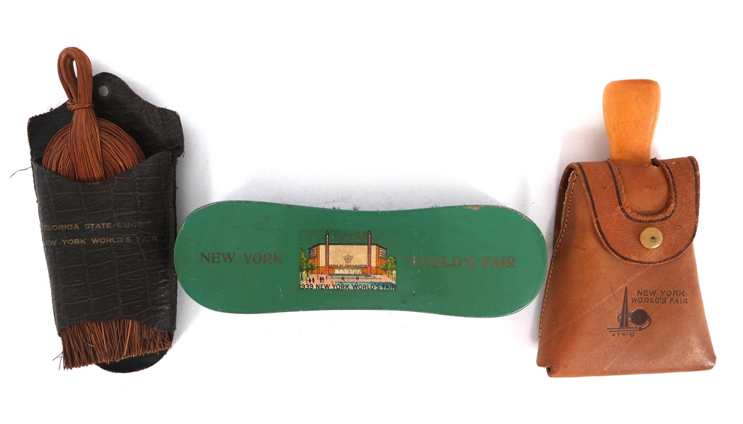 NEW YORK WORLDS FAIR 1939 CLOTHING BRUSHES