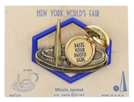 NEW YORK WORLD'S FAIR 1939 GOLD-FILLED LOCKET JEWELRY