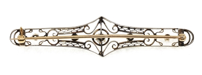 14K WHITE GOLD 0.45 CTW DIAMOND FILIGREE BROOCH