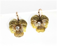 10K YELLOW GOLD FLOWER DESIGN DIAMOND EARRINGS