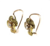 10K YELLOW GOLD FLOWER DESIGN DIAMOND EARRINGS