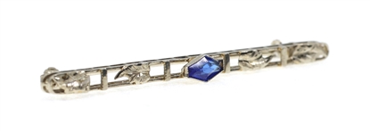 10K WHITE GOLD TANZANITE BROOCH