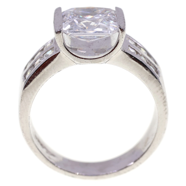 STERLING SILVER CUBIC ZIRCONIA ENGAGEMENT RING