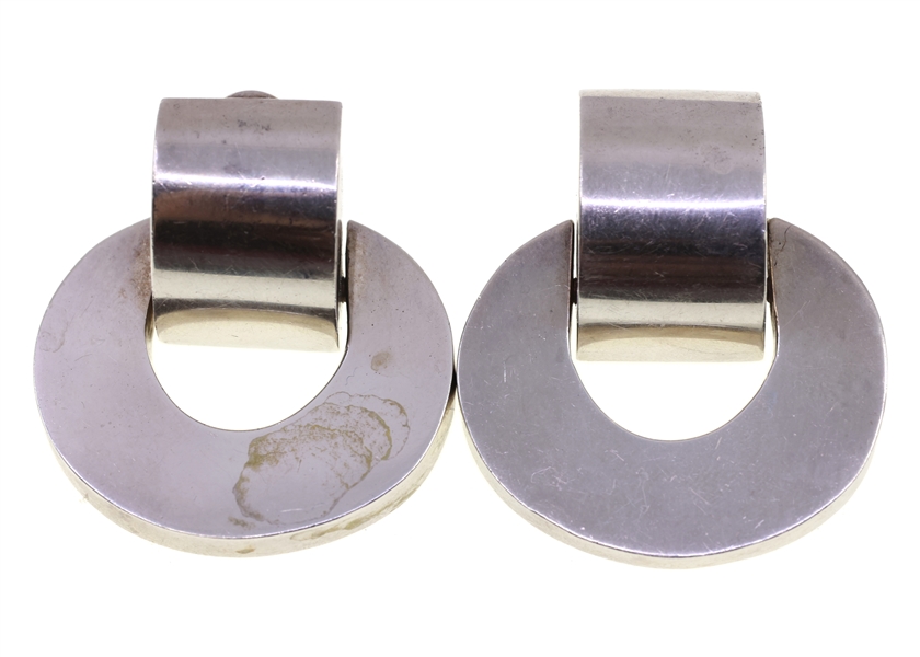 STERLING SILVER DOOR-KNOCKER EARRINGS 