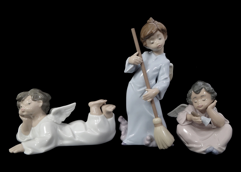 LLADRO PORCELAIN FIGURINES - LOT OF 3