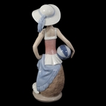 LLADRO PORCELAIN SMALL FIGURINES - LOT OF 3